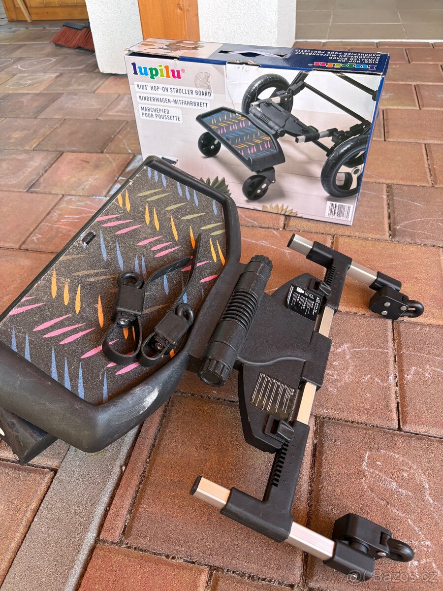 Stupátko ke kočárku