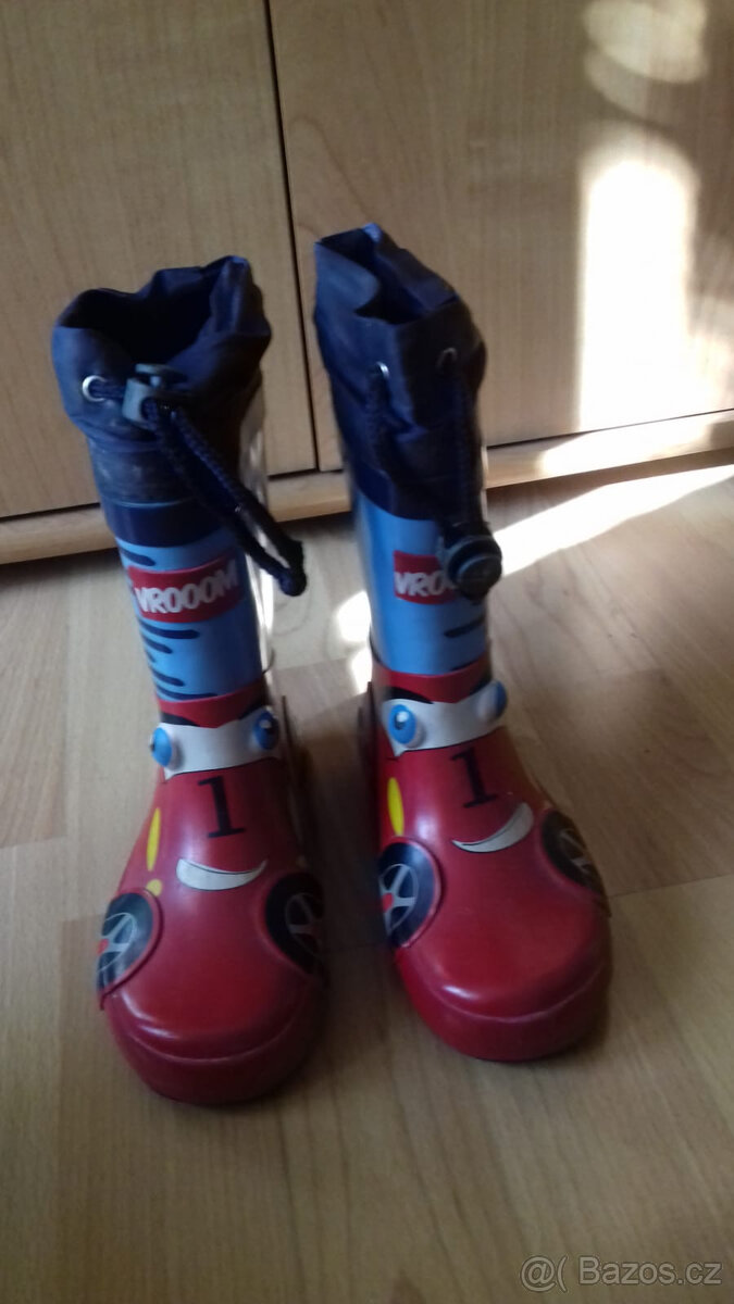 Gumáky autíčka - velikost 24