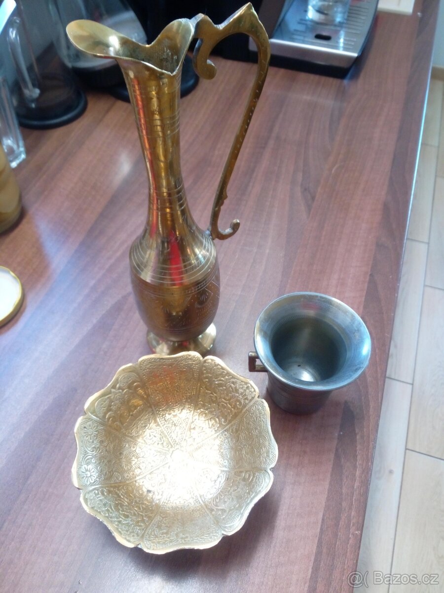 Prodám mosazné předměty. na ceně se dohodneme.