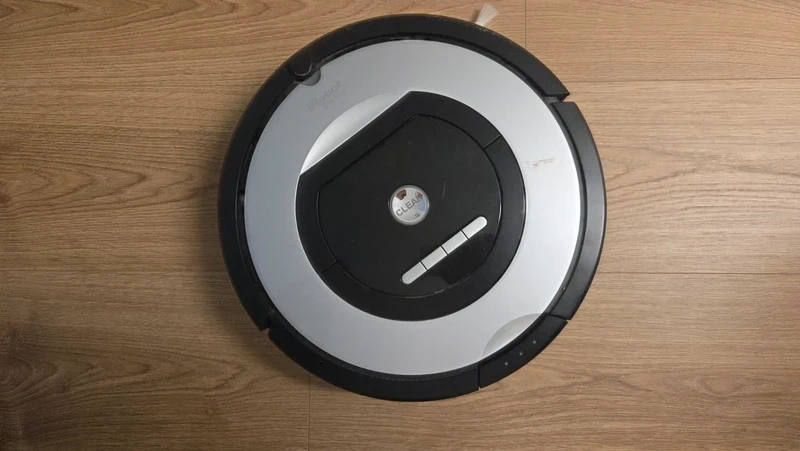 Robotický vysavač iRobot Roomba 774