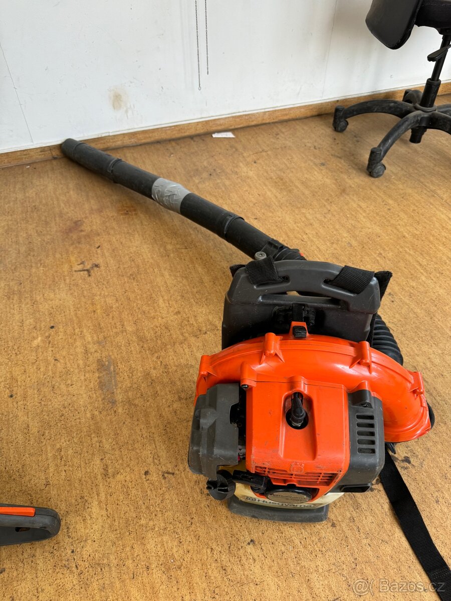 Zádový foukač Husqarna 580BT