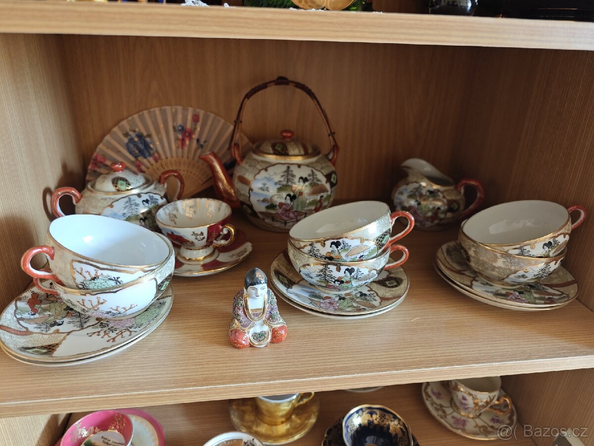 Japonský porcelánový servis
