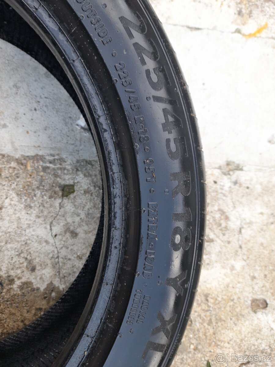 Letní pneu Continental 225/45 R18