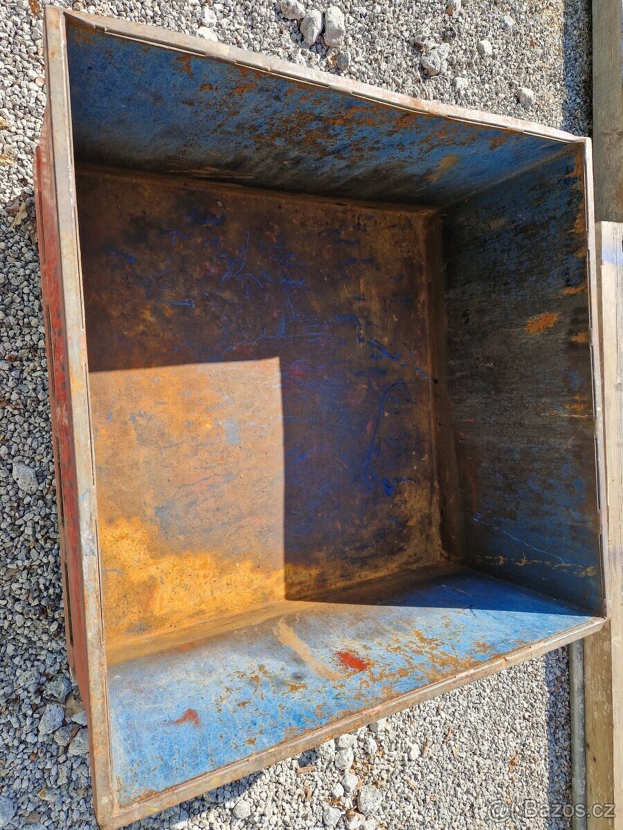 Železná přepravka - paleta kovova gitter box