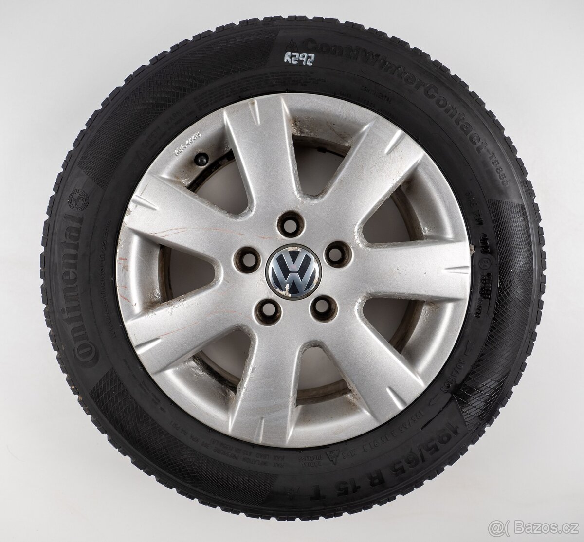 Volkswagen Golf - Originání 15" alu kola - Zimní pneu