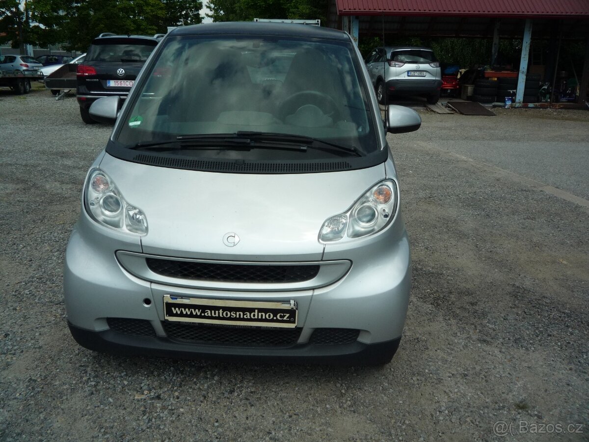 Smart Fortwo 450 0,8 CDI 33,3 KW // KLIMATIZACE POSILOVAČ