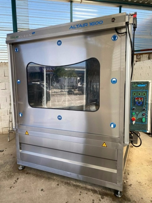 Zánovní karuselový průmyslový mycí automat PW1400, r. 2025