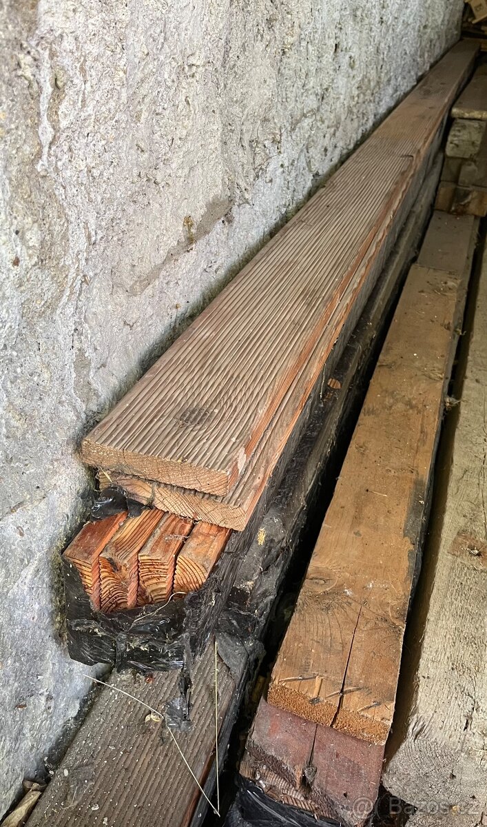 Dřevěné terasové prkno modřín 26 x 110 x 4000 mm