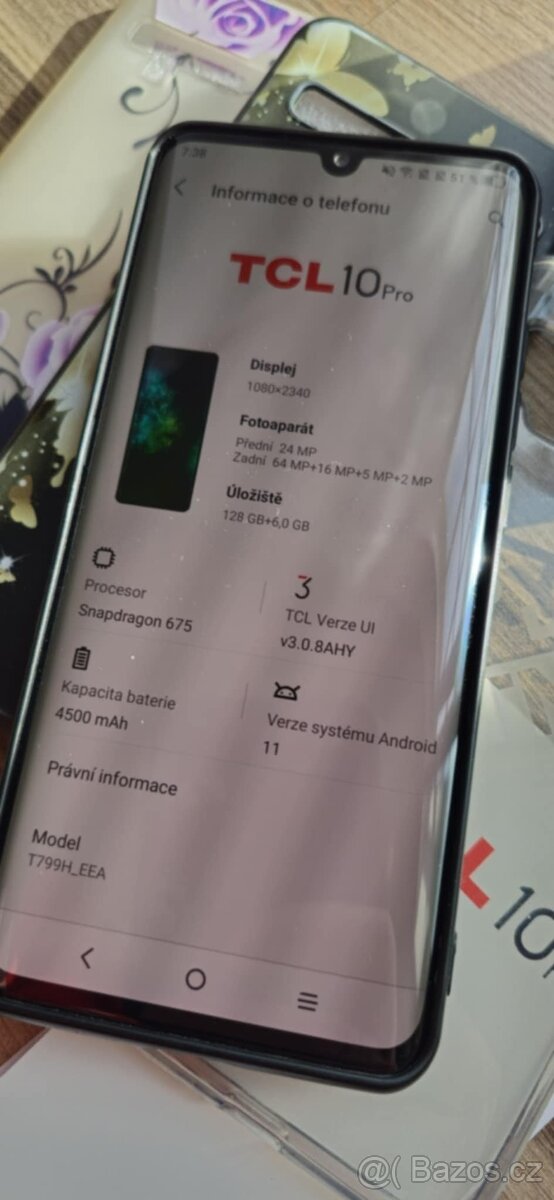 elegantní TCL 10Pro - jako nový, komplet balení, super foťák
