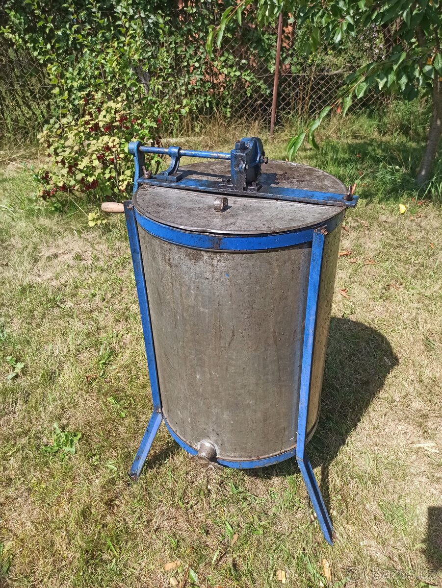 Medomet ruční