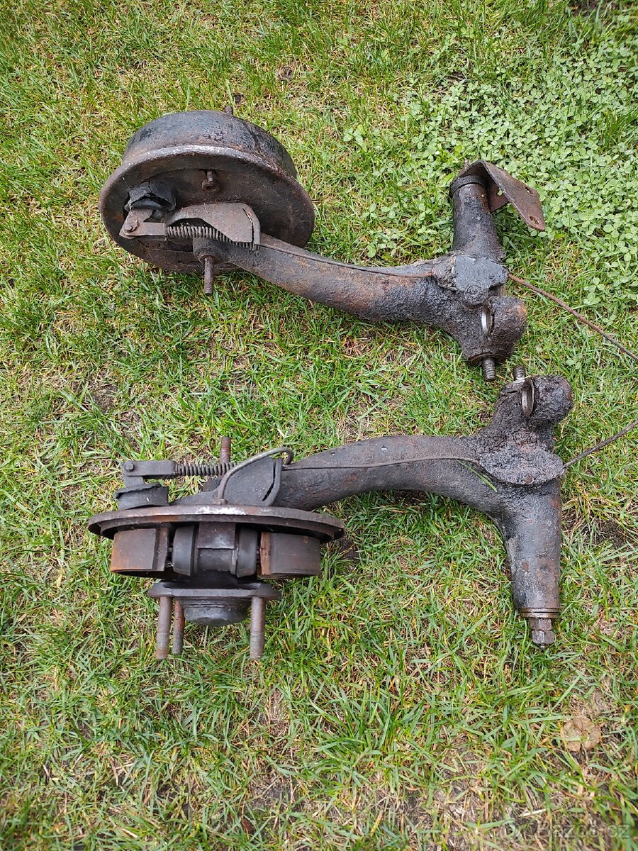 Austin mini rover cooper zadní ramena