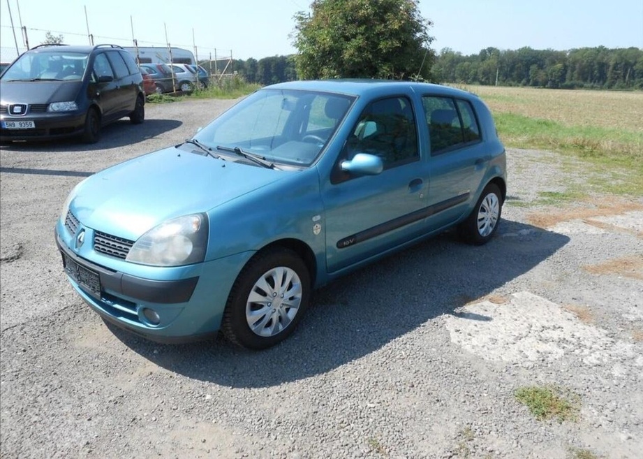 Renault Clio 1,2 55 kW KLIMA Historie benzín