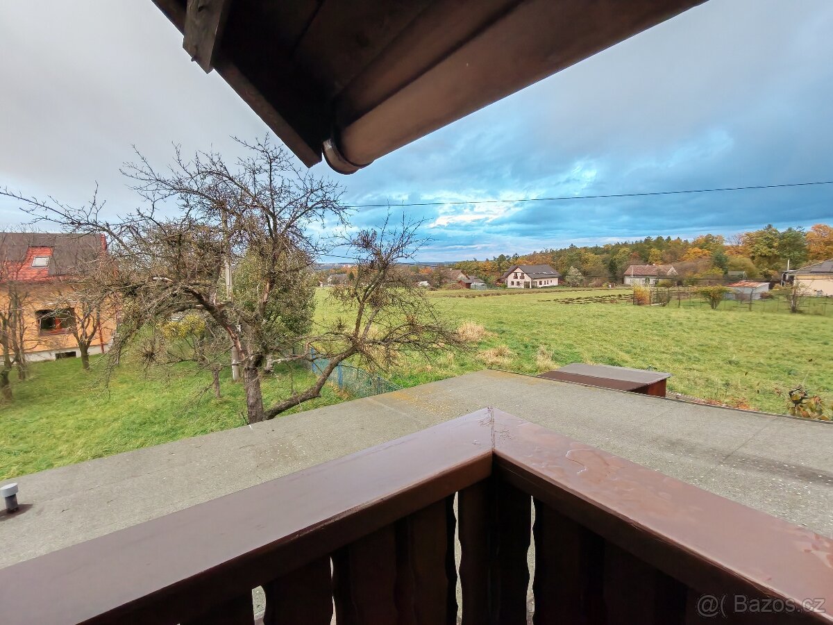 Pronájem bytu 1+1, zahrada, balkon, parkování, Václavovice