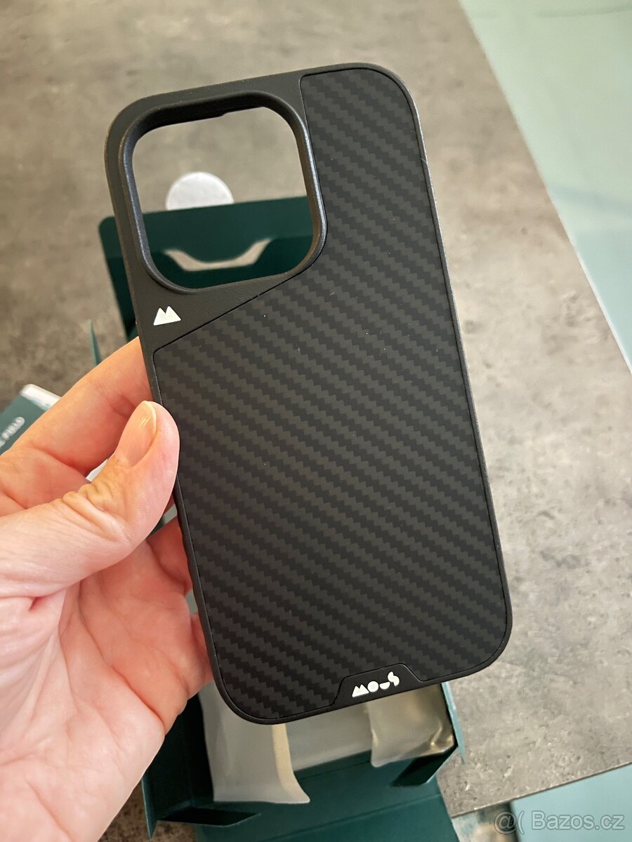 Nový kryt Mous Limitless 5.0 pro iPhone 15 Pro