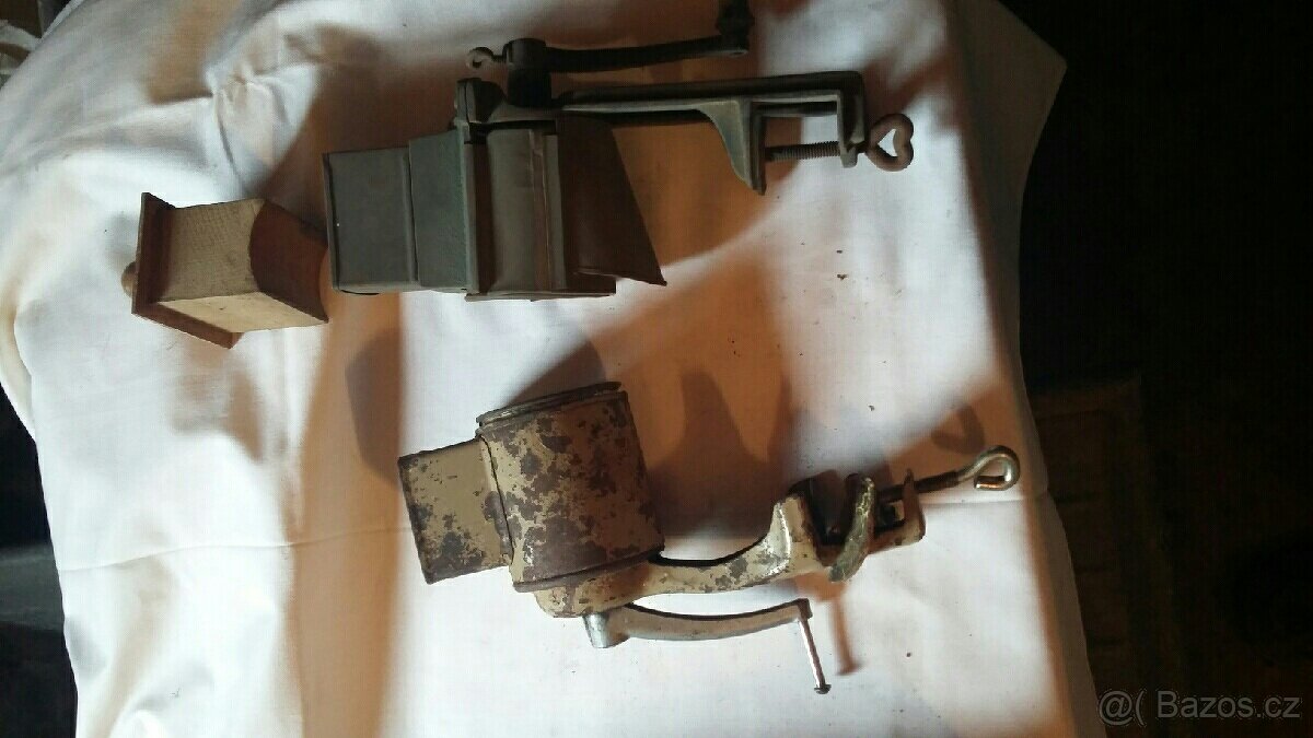 Mlýnek na strouhanku nový IDEAL