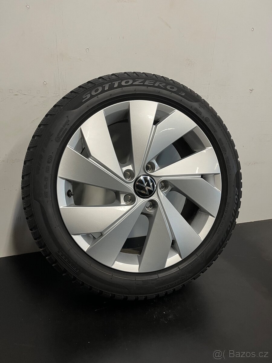 VW Golf IIV R18 Zánovní zimní sada