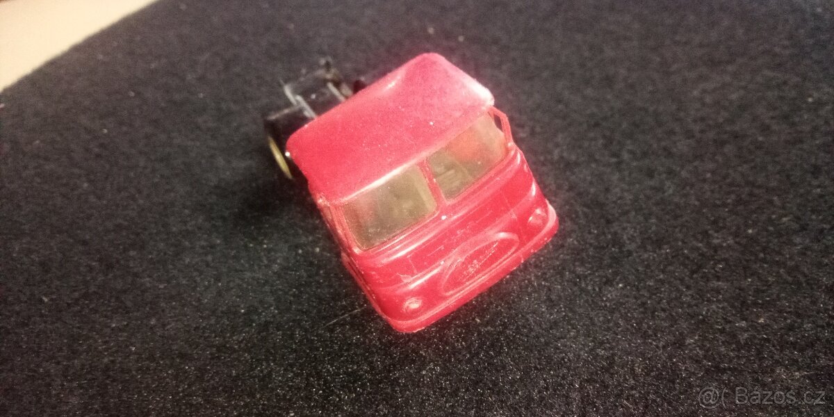 Robur model autička