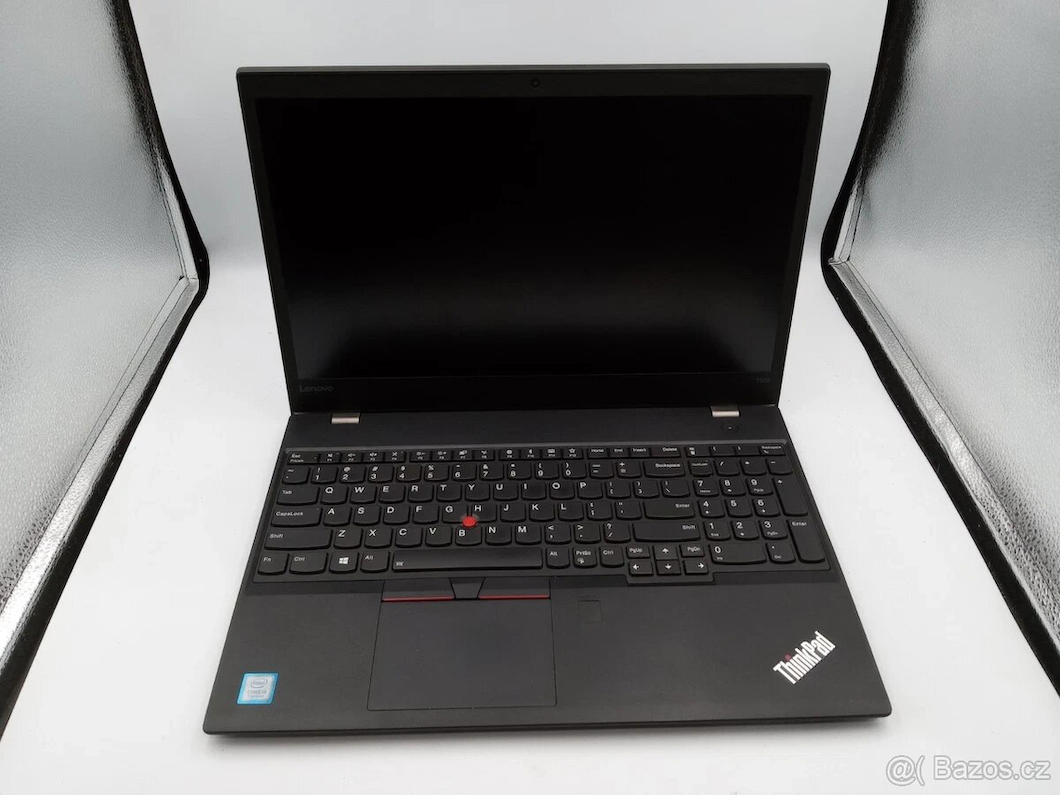 Lenovo Thinkpad T570 | i5 • 8GB RAM • 256GB SSD