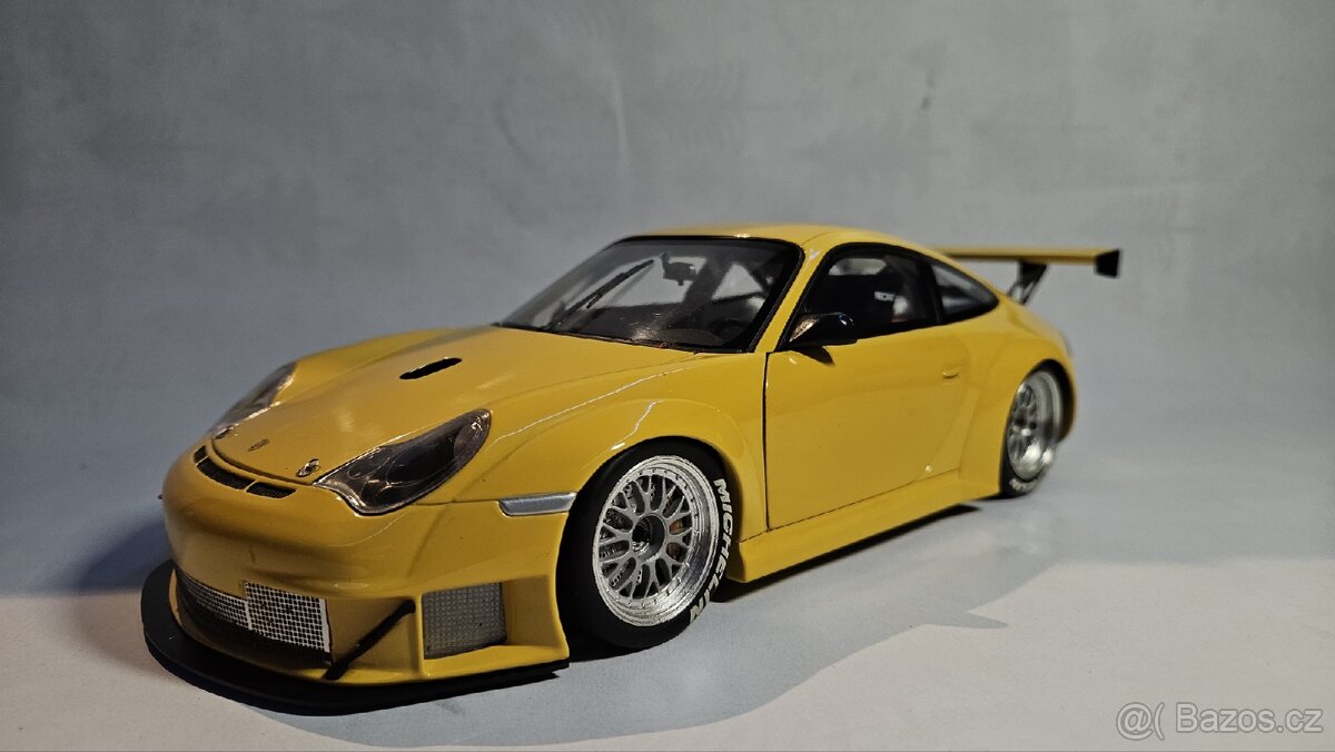 1:18 Minichamps Porsche 911 GT3 RSR 2004 - Praha - západ | Bazoš.cz