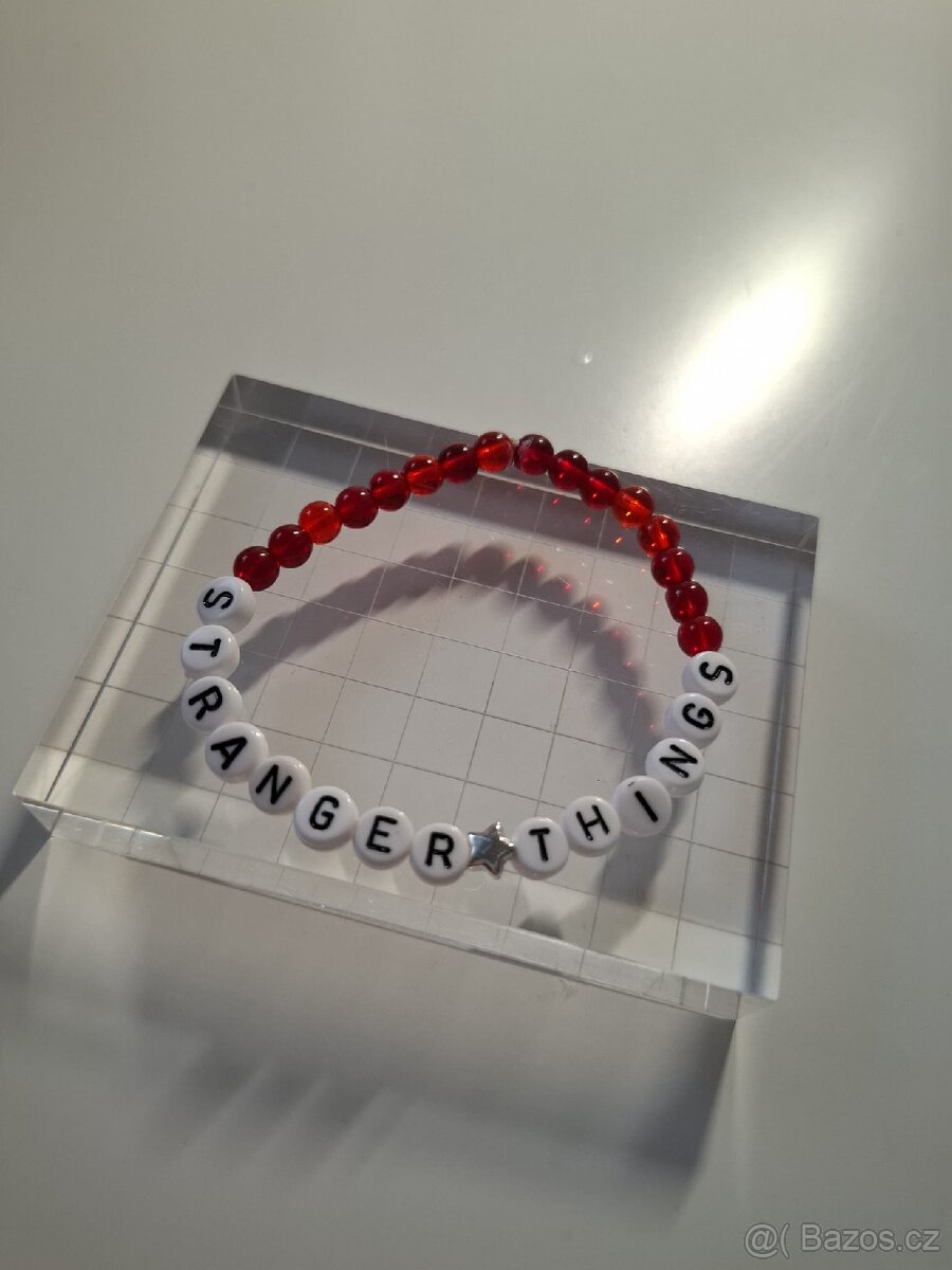 Stranger Things náramek