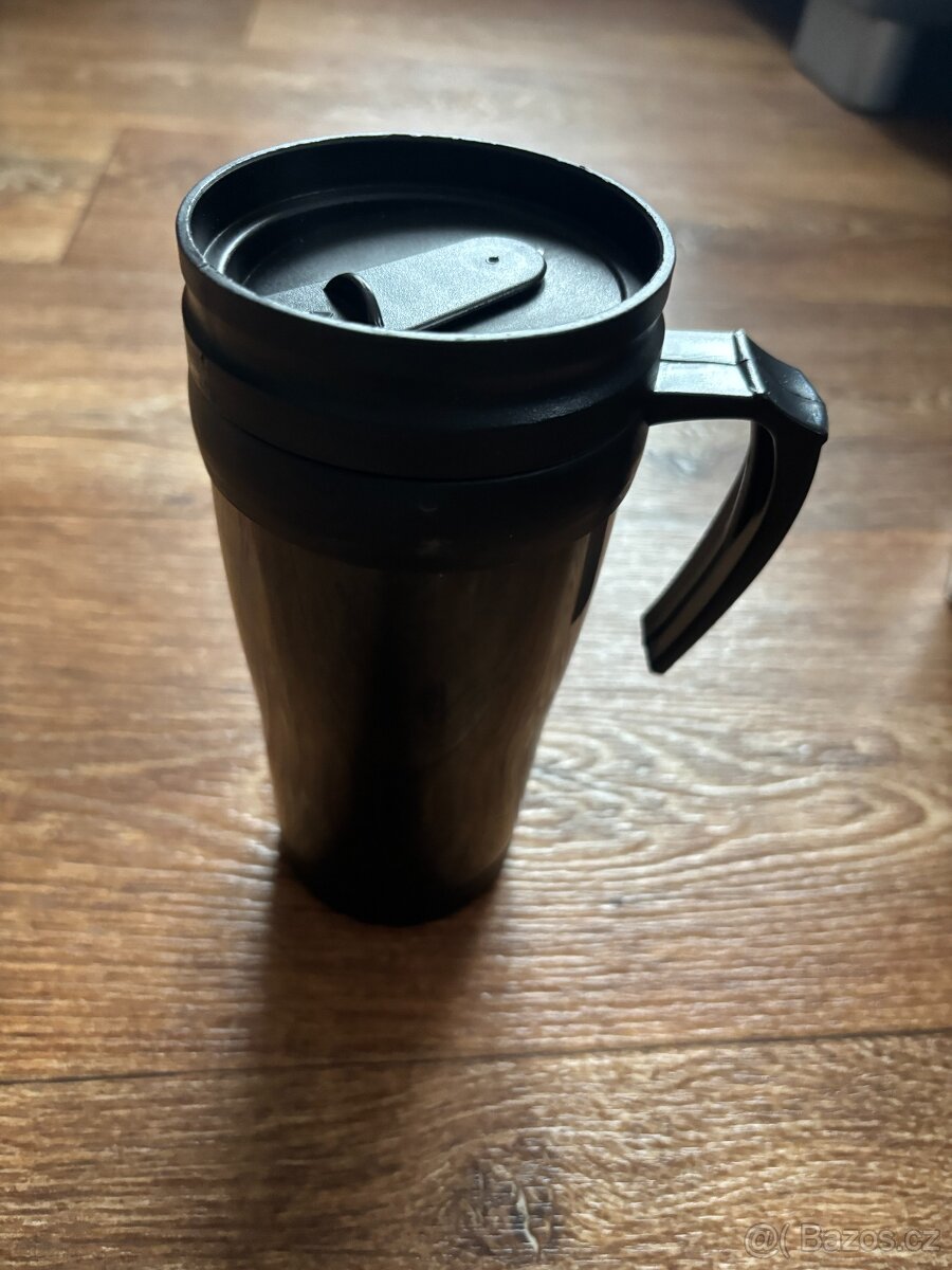 Termohrnek 400ml černý