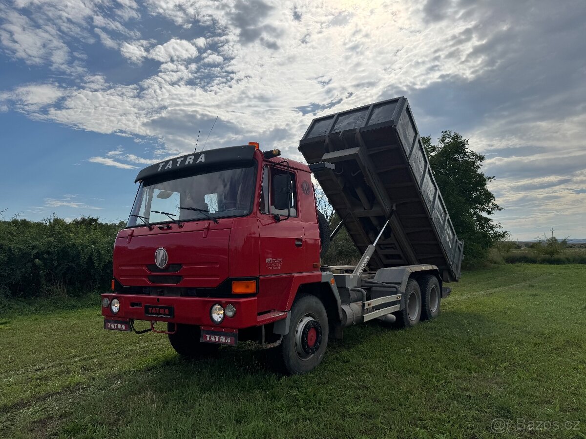 Prodám Tatra 815 kontejner spodní hák,Traktor