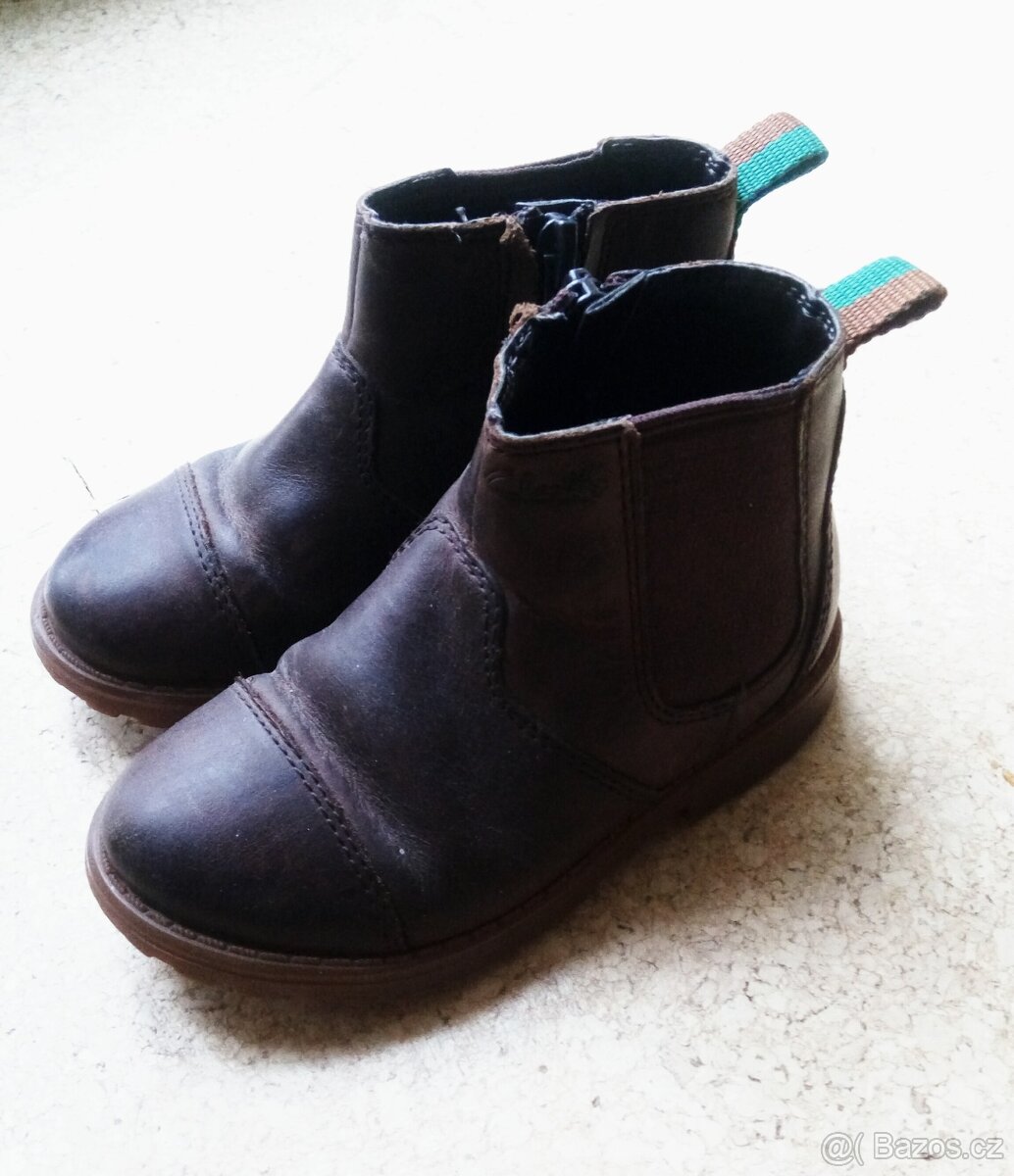 Dětské kožené boty Clarks, vel. 5