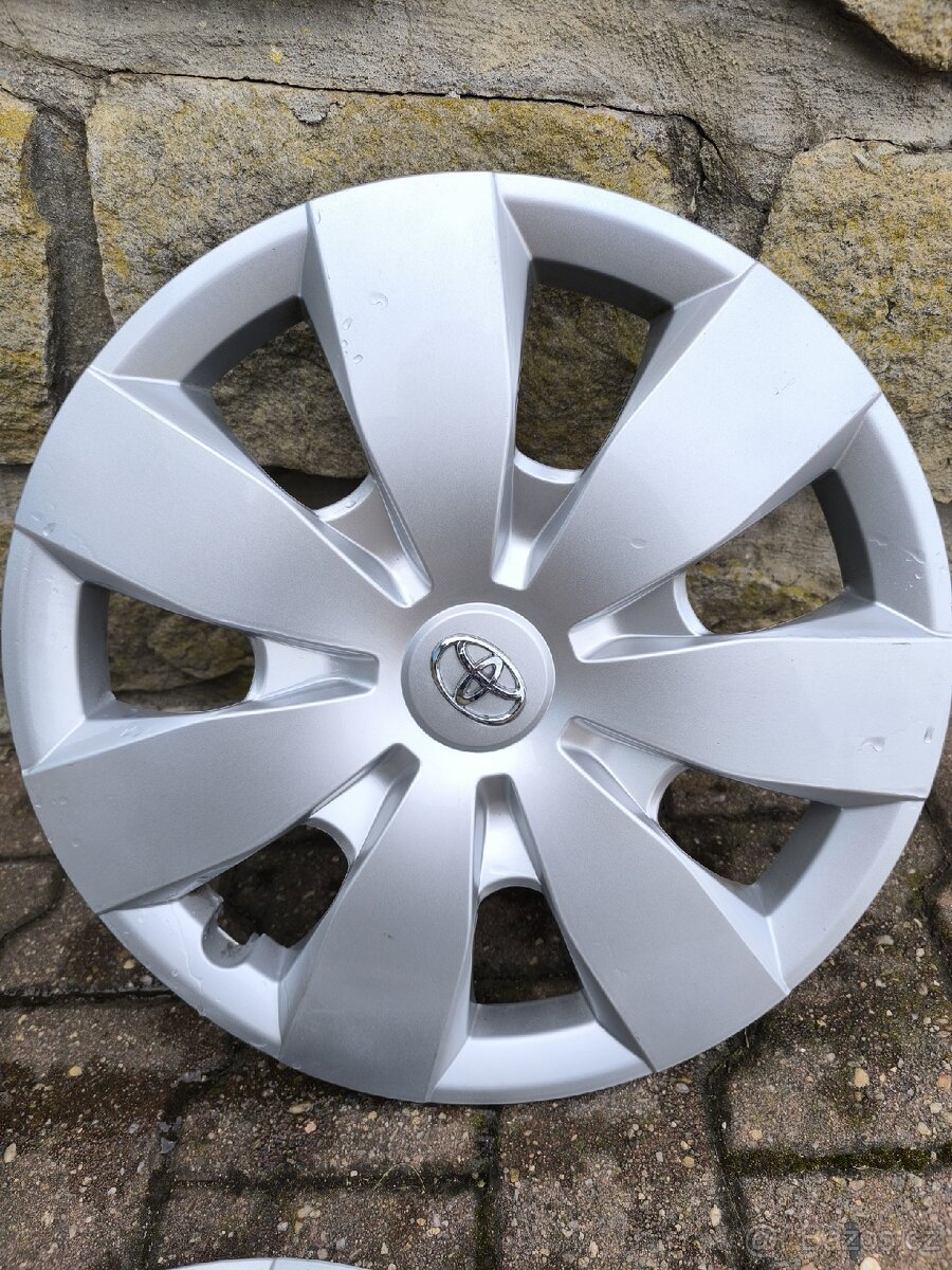 Original Toyota 16" poklice