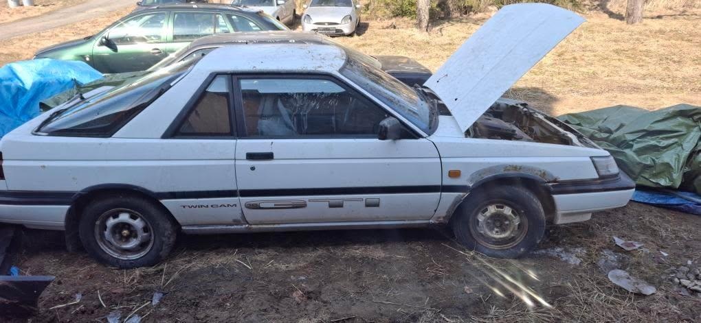 Nissan Sunny 1.6i B12 Coupe