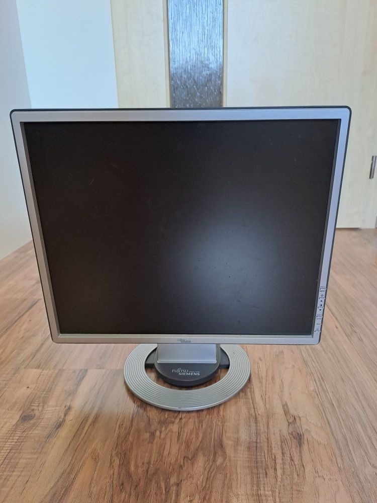 Monitor Fujitsu Siemens 19