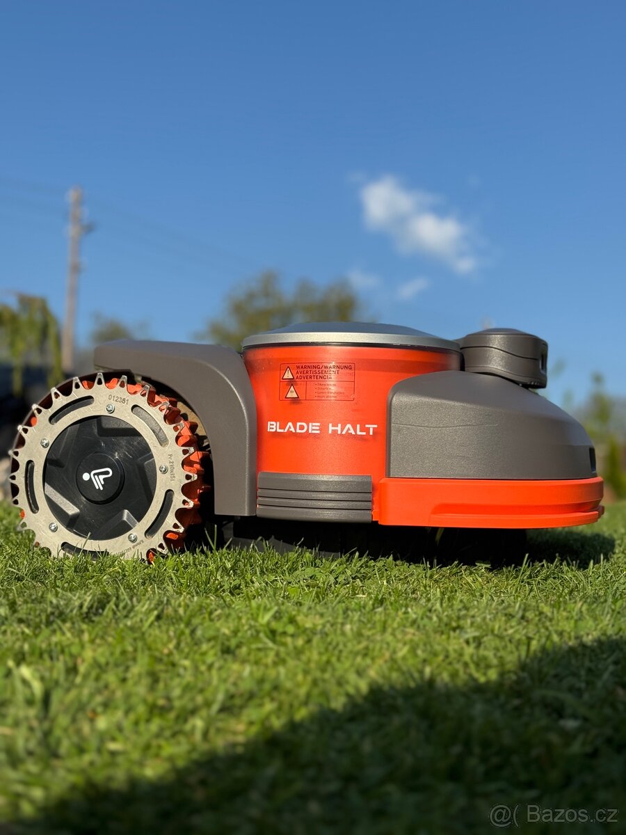 Prodám robotickou sekačku Segway Navimow H1500E v záruce.