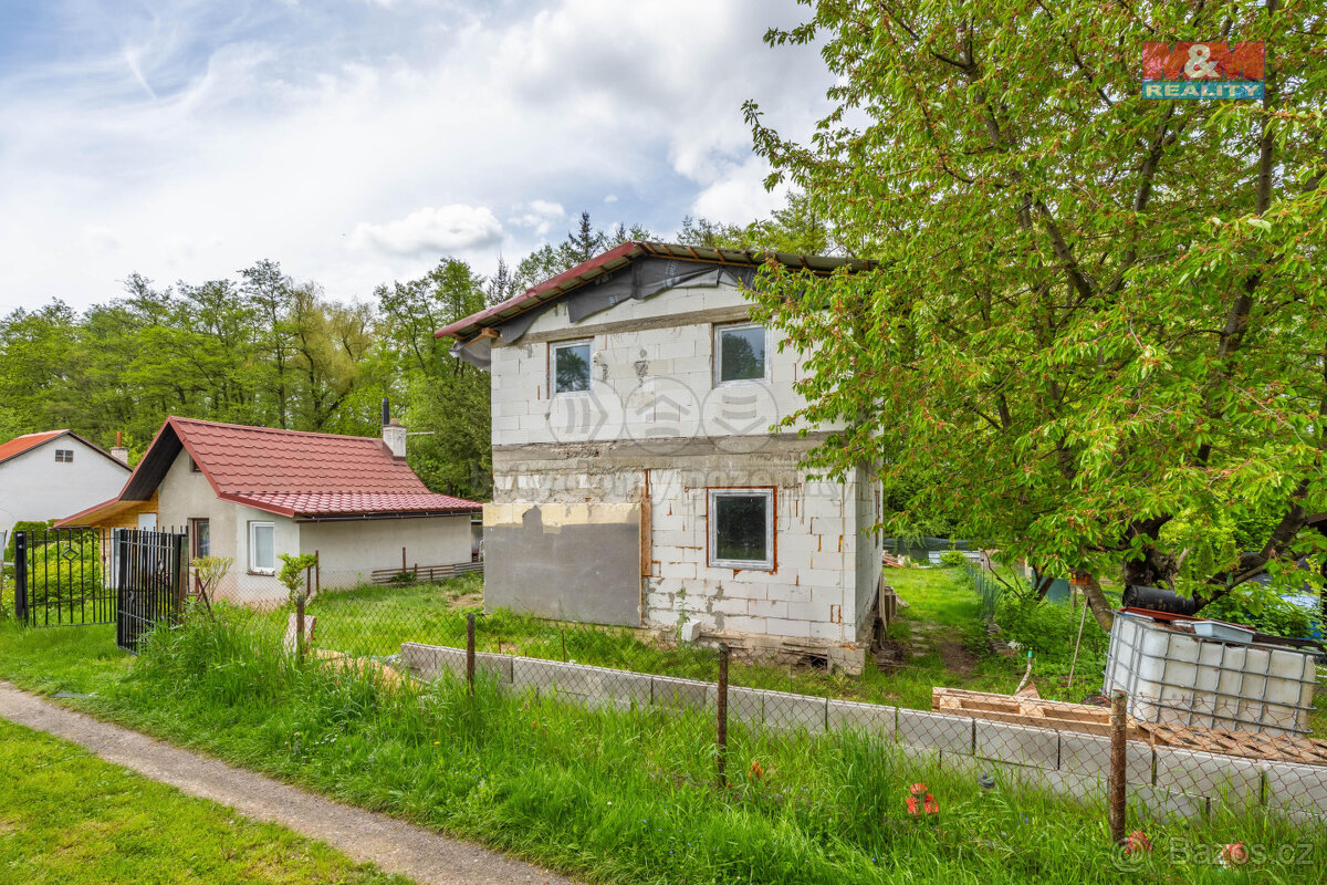 Prodej chaty, 48 m², Slaný