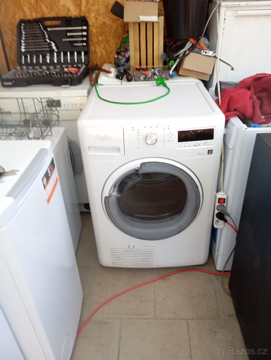 Kondenzační sušička s tepelným čerpadlem Whirlpool se záruko