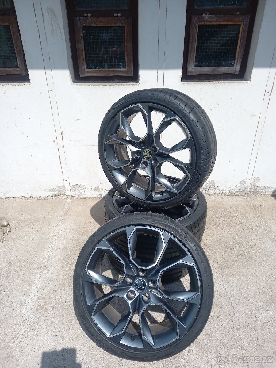 Originál alu kola skoda octavia rs lll