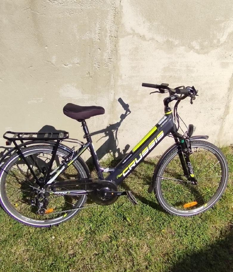 Městské elektrokolo Crussis
