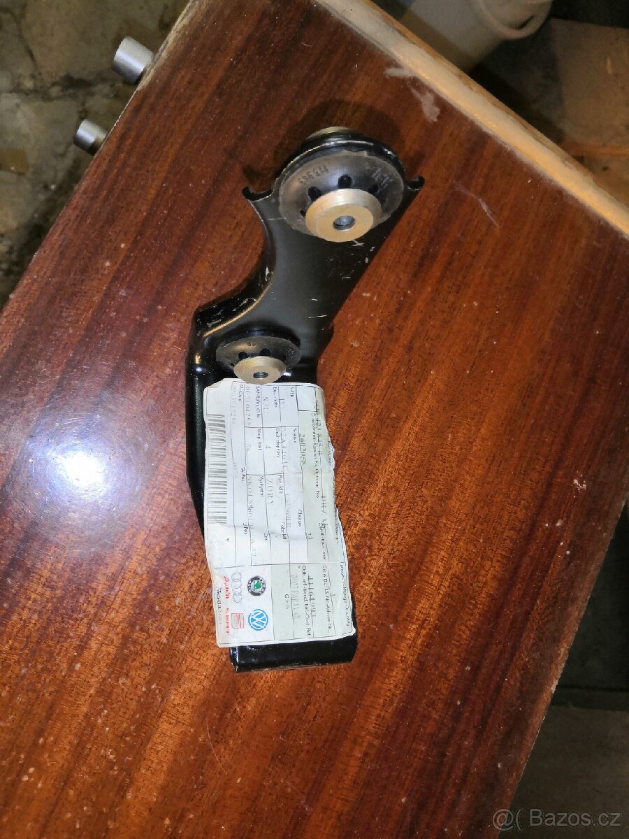Držák čerpadla posilovače řízení Koyo 6Q0423845B.