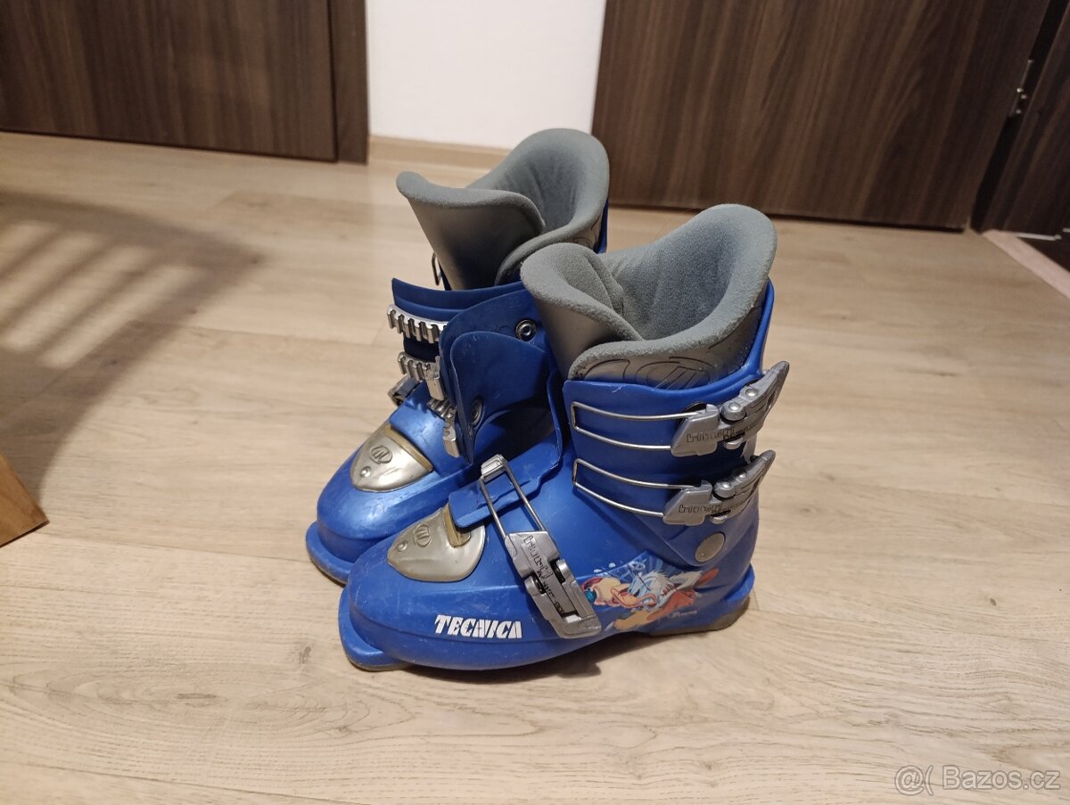Lyžáky vel 32