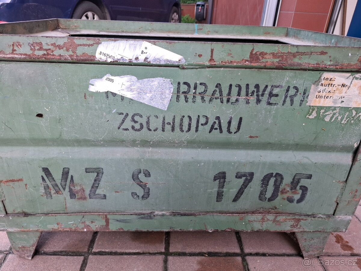 Mz kovová bedna