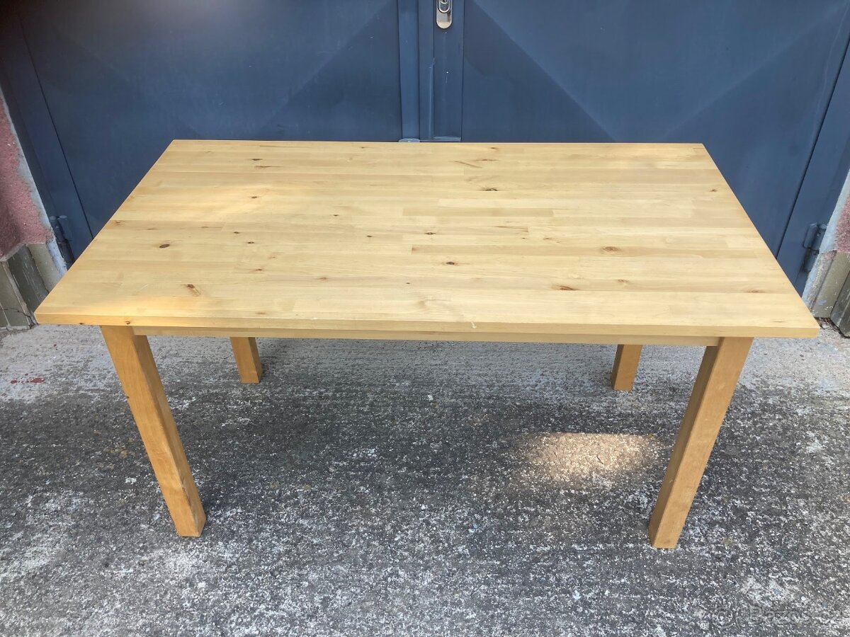 Jídelní stůl 75 x 135, odmontovatelné nohy, vlastní odvoz