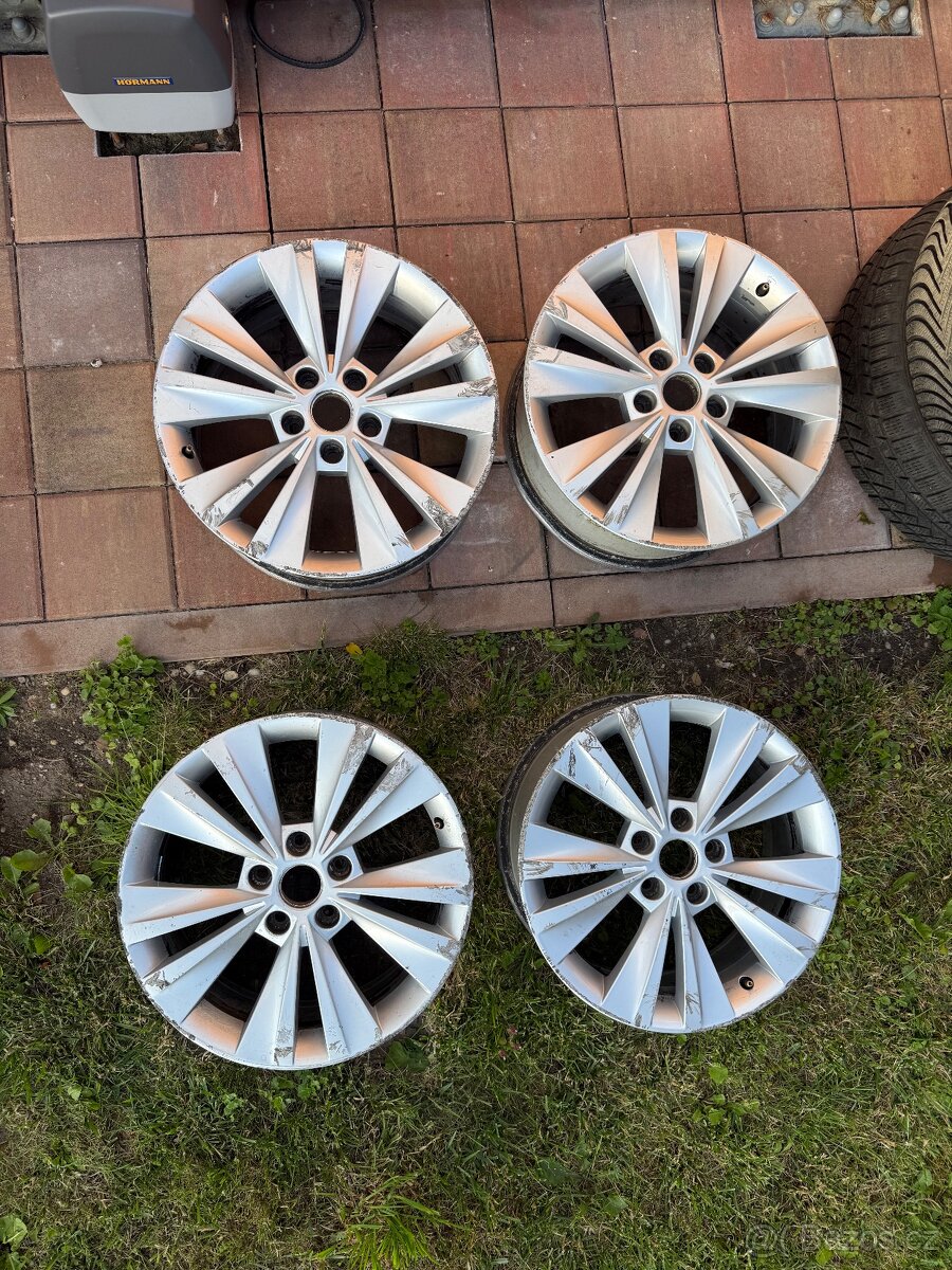 ALU disky R17 Škoda SuperB originál