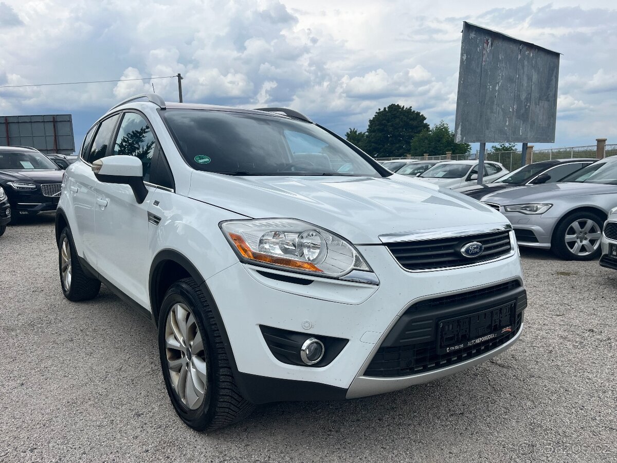 Ford Kuga 4x4 2.0TDCi 100kw, 1.majitel, panorama