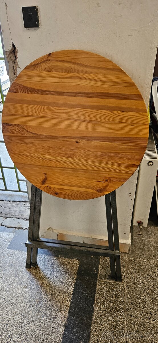 Skládací bistro stolek