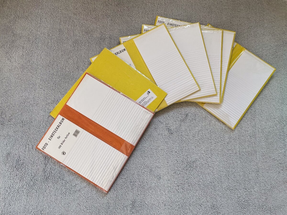 Žluté a oranžové fotoalbum. Nové