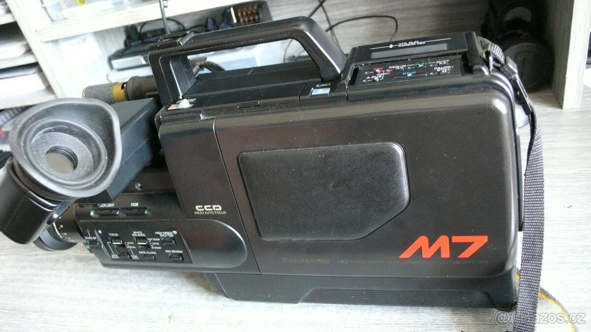 Vydeo kamera VHS