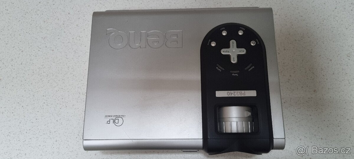 Benq projektor PB2240 + VGA a napájecí kabel