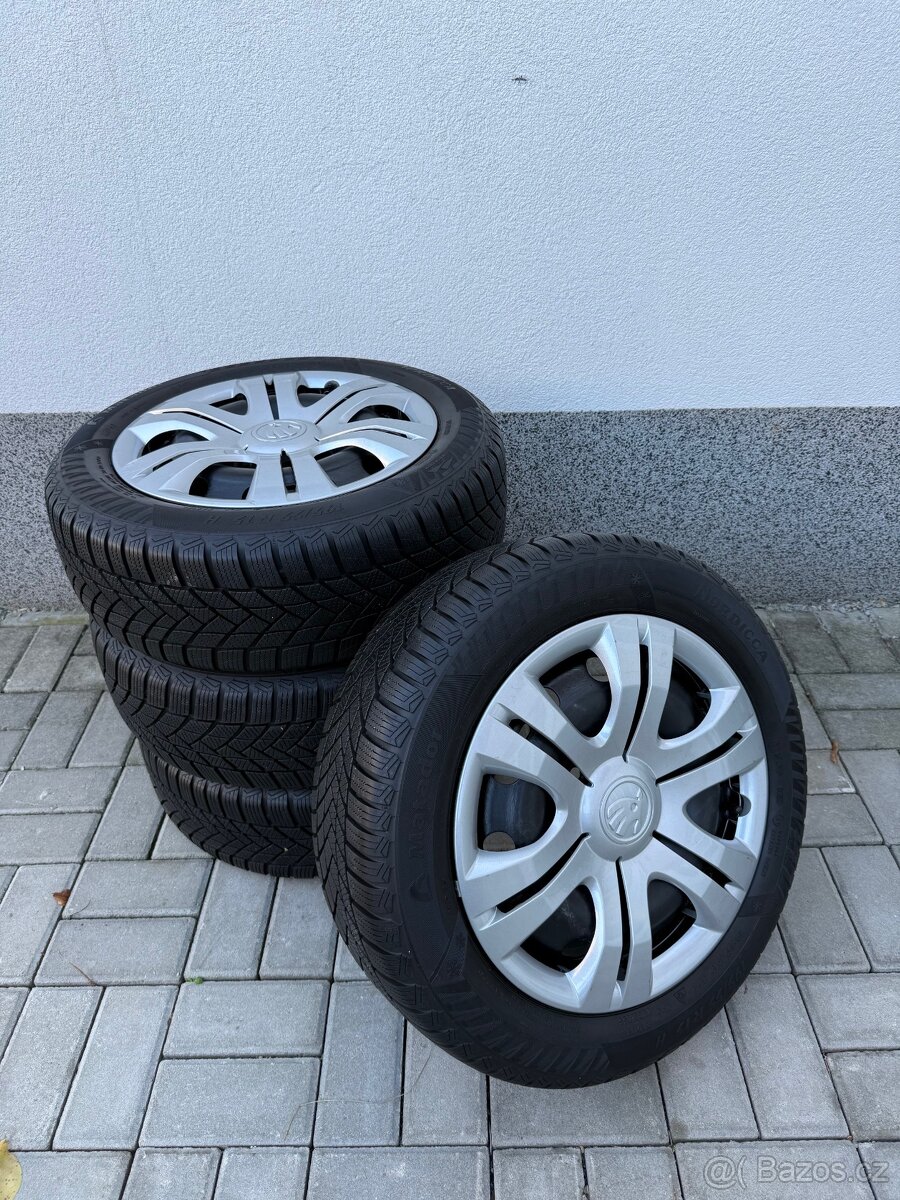 Disky 6Jx15 ET43 + PNEU 195/55 r15 ROOMSTER/FABIA II