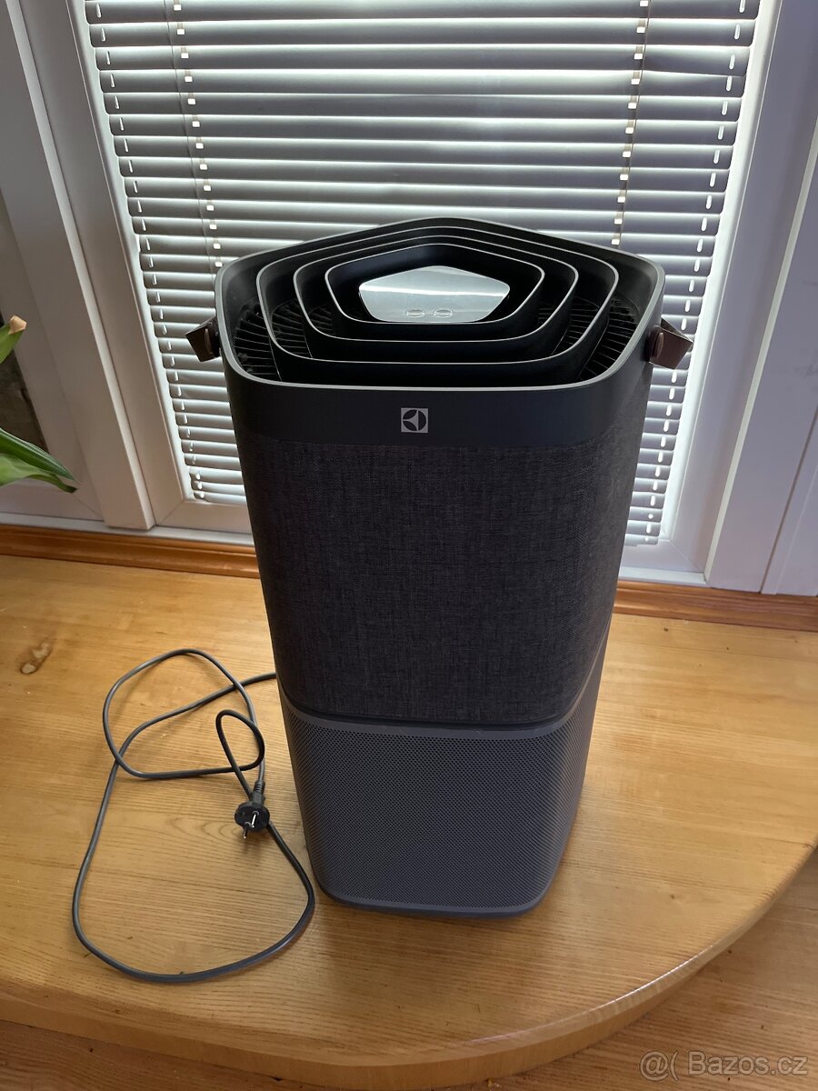 Čistička vzduchu elektrolux pure A9