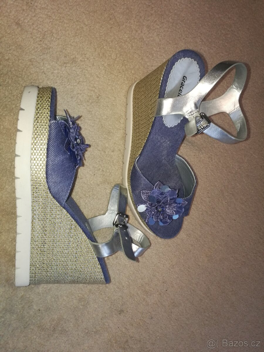 Dámské botky na klínku