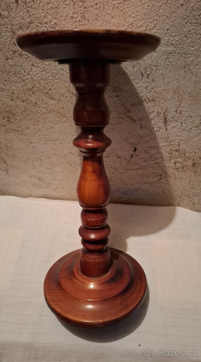 Stojan na květiny masiv