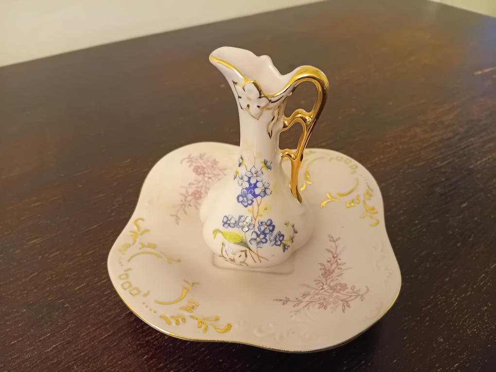 prodám růžový porcelán z pozůstalosti